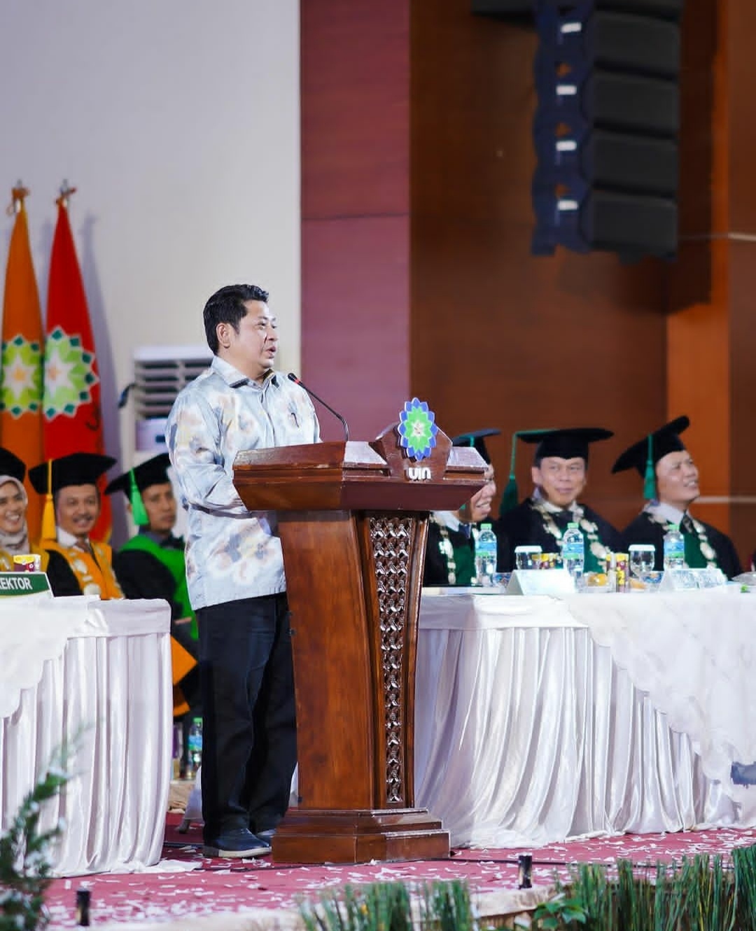 UIN Sunan Gunung Djati Bandung Kukuhkan 20 Guru Besar, Raih Rekor MURI ...