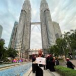 Mahasiswa KPI UIN Bandung Raih Dua Penghargaan di International Conference Santri Mendunia 2026